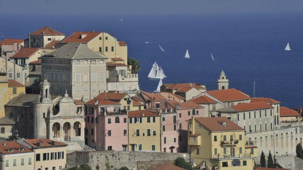 Casa Vacanze Cristina Imperia Luaran gambar